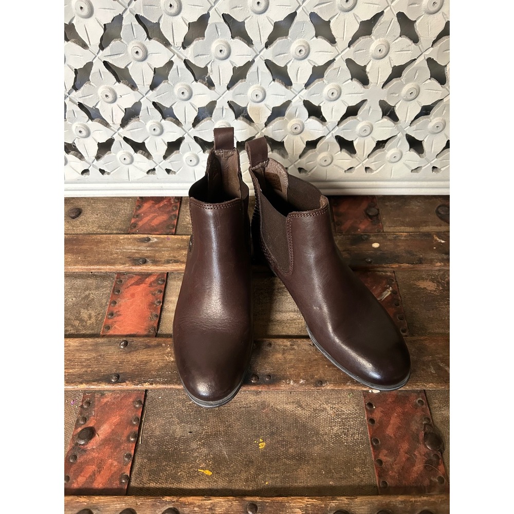 Eric Michael Brown Leather Chelsea Ankle Boots Snakeskin Heel Womens Size 36